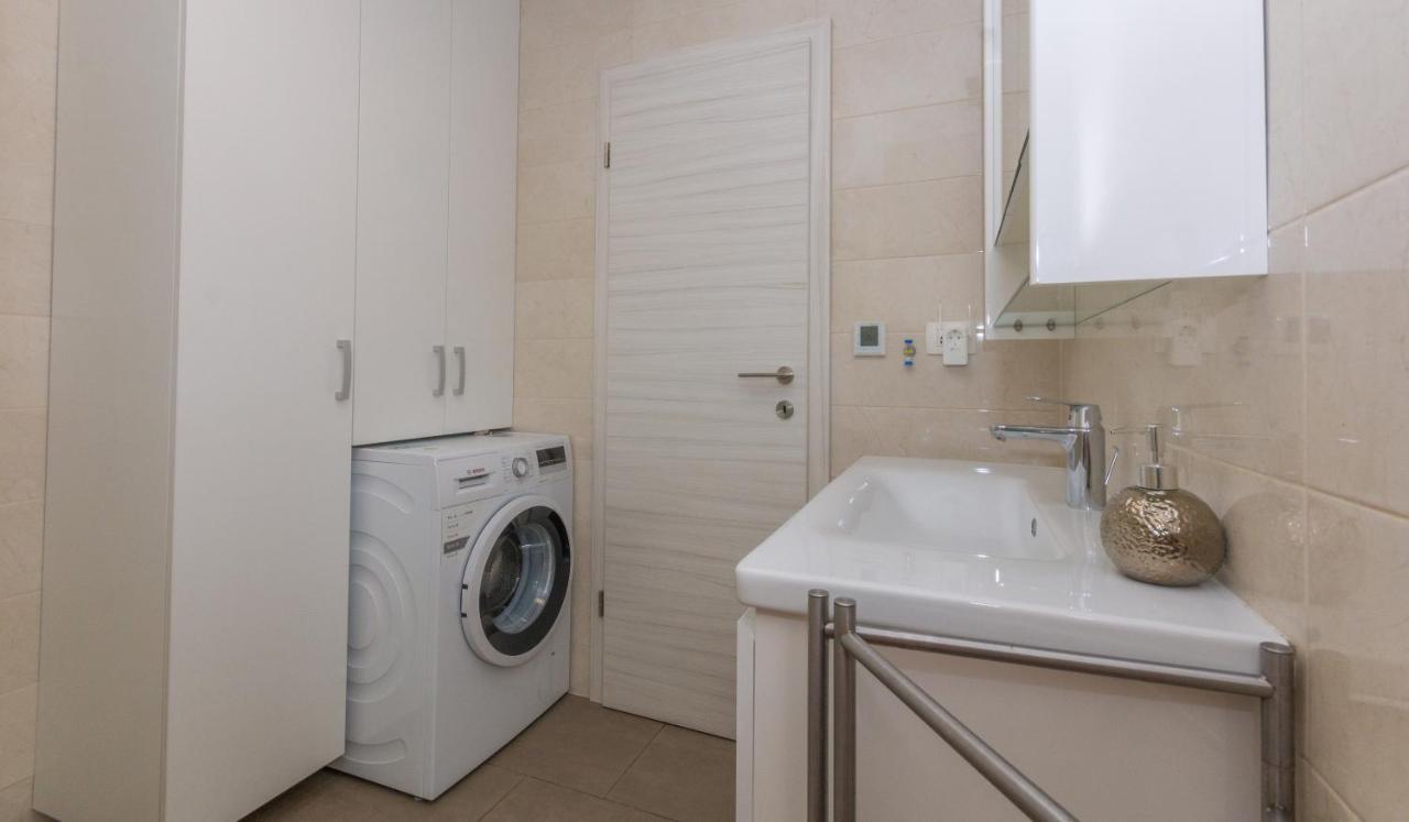Adria Krk Apartment Krk Town Extérieur photo